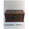 Image 1 : Antique Radio - As Is