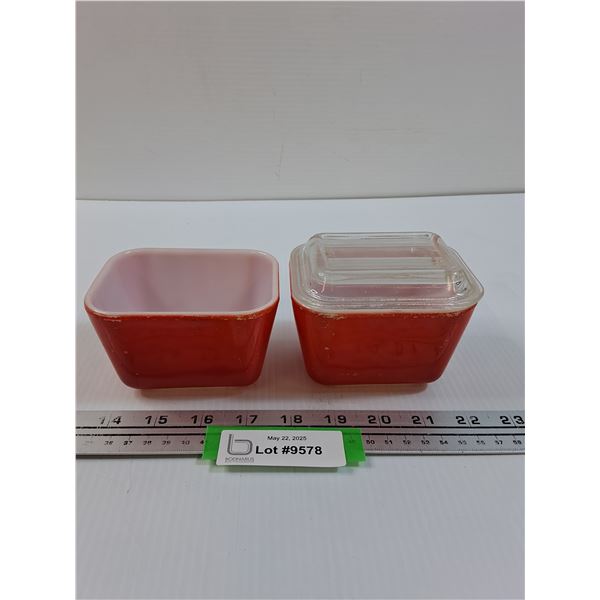 (2) PYREX Vintage Red Refrigerator Dish w/One Lid - 4.5" x 3.5"