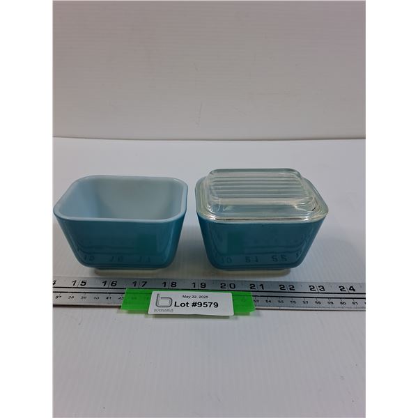 (2) PYREX Vintage Blue Refrigerator Dish w/One Lid - 4.5" x 3.5"