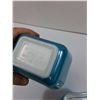 Image 2 : (2) PYREX Vintage Blue Refrigerator Dish w/One Lid - 4.5" x 3.5"