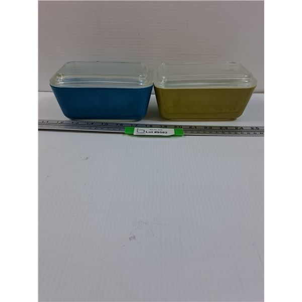 (2) PYREX Vintage Blue & Green Refridgerator Dish w/Lids - 4.5" x 7"