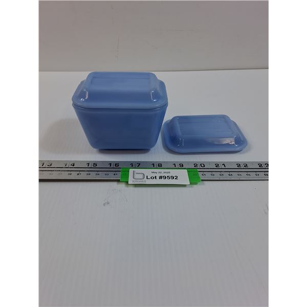 Blue Delphite PYREX Refrigerator Dish w/(2) Lids - 4.5" x 3"