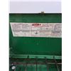 Image 4 : Coleman Camp Stove - Model 5420 - 11" x 5" x 17"