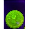Image 3 : Boyd Uranium Vaseline Floral Glass Trinket Dish w/Lid - 4" x 2.5"