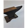 Image 2 : Anvil - 9" x 3" x 4"