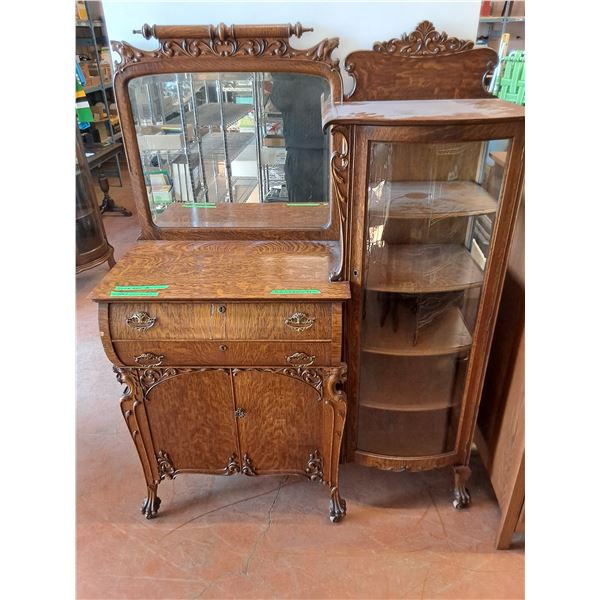*Quarter Cut Oak China Cabinet Curved Glass and Claw & Ball Feet - Cannot Ship