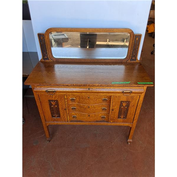 *Quarter Cut Oak Arts and Crafts Buffet - Cannot Ship