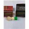 Image 4 : (2) Vintage Razors & Shaving Cream Brush