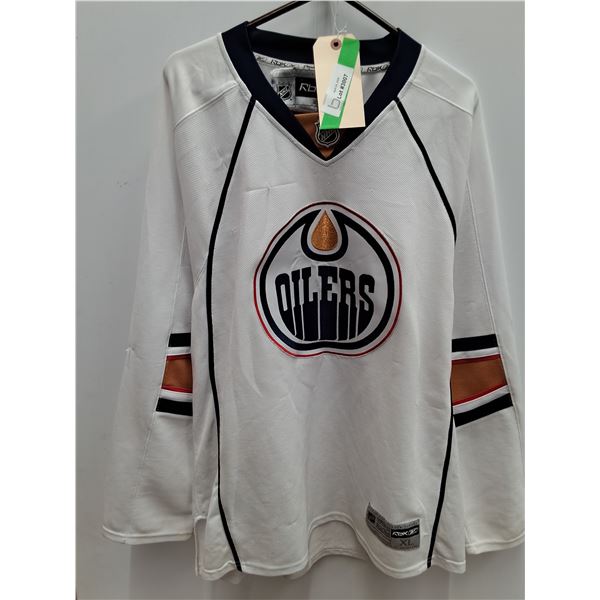 *Oilers Hockey Jersey - Size XL