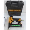 Image 2 : Bostitch Pneumatic Brad Nailer & Stapler with Tote - Untested