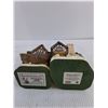 Image 3 : (2) David Winter Cottages Table Ornaments