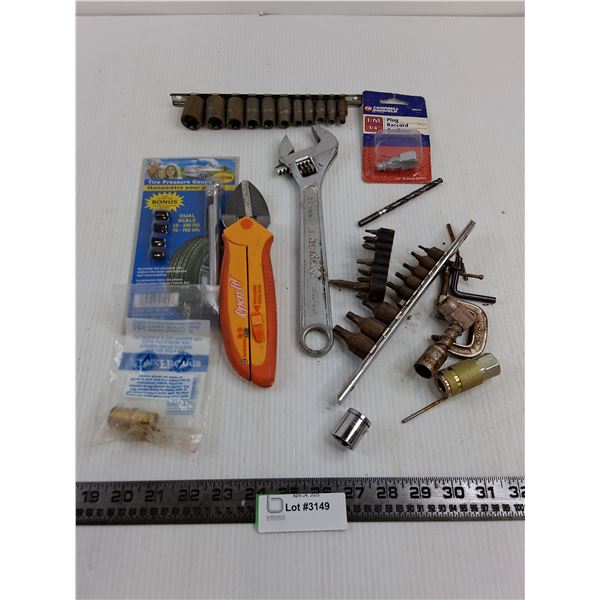 Assorted hand Tools & Socket Sets