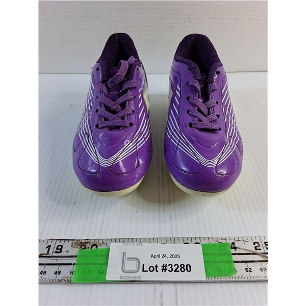 Lotto Kids Soccer Shoes - Size 11