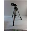 Image 1 : Tripod 23"