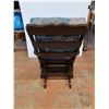Image 4 : *Cushioned Rocking Chair - 27 x 29 x 40" - Cannot Ship