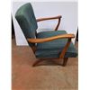 Image 3 : *Cushioned Chair - 25 x 25 x 30" - Cannot Ship