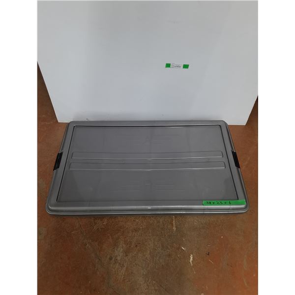 *Plastic Tote w/ Lid - Pick Up