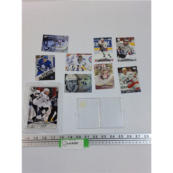 Over Sized Steven Stamkos Upper Deck 2011-12 & (8) Various Years & Players Upper Deck Hockey Cards