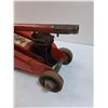 Image 3 : Red 1/2 Ton Jack - CANNOT SHIP