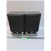 Image 1 : (2) Venturer Stereo Speakers - Consigner States Works