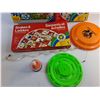 Image 4 : Badminton Birdies, Bingo & Snakes and Ladders Games, 300 pcs Puzzle and Frisbees