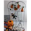Image 2 : Various Halloween Decorations