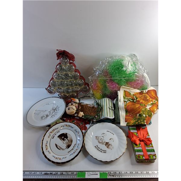Various Christmas Decorations, Plates and Misc