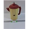 Image 1 : Wooden Kettle Bird House