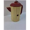 Image 2 : Wooden Kettle Bird House