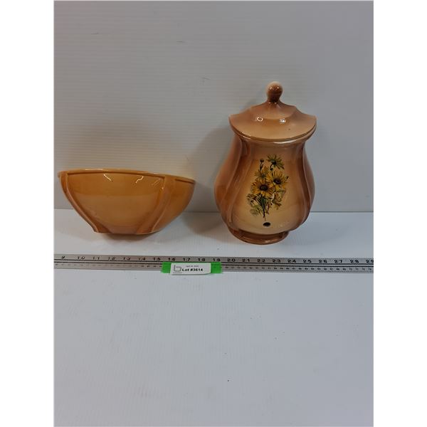 (2) Vintage Wall Hanging Planters Set