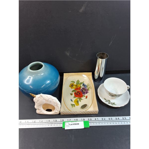Lot: Vase, MCM Floral Serving Dish, Teacup/Saucer, Unicorn, Misc