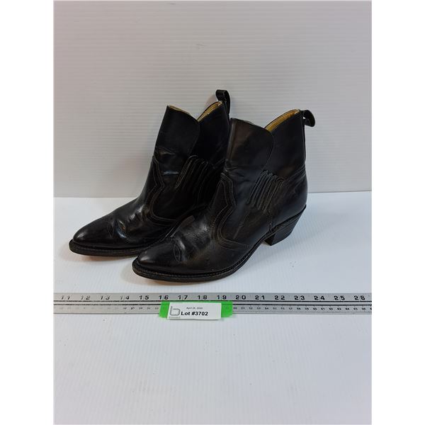 Ladies Double H Ankle Cowboy Boots - Womens Size 8B