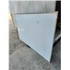 Image 2 : 1 white board  4 feet by 6 feet