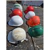 Image 2 : 8 hard hats