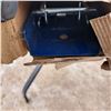 Image 3 : 2 Mastercraft metal sawhorses(in box)