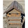 Image 1 : 2'x22"x18" Large Bird House