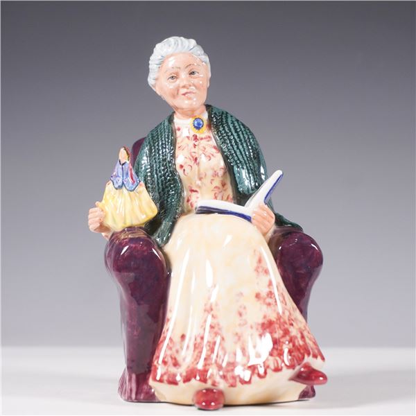 Royal Doulton Figurine HN2942 Prized Possessions, Collectors Club Exclusive