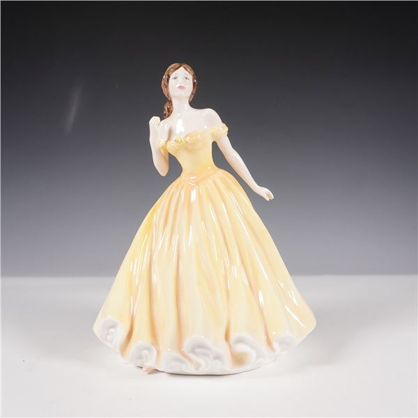 Royal Doulton Figurine HN4426 Elizabeth, Figure of the Year 2003