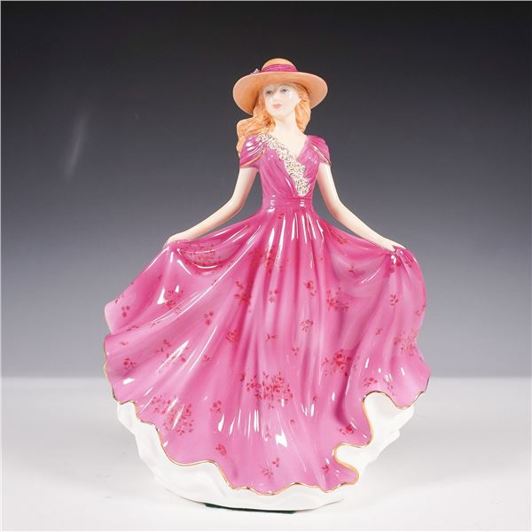 Royal Doulton Figurine, Elizabeth Figure of the Year 2014 HN 5671