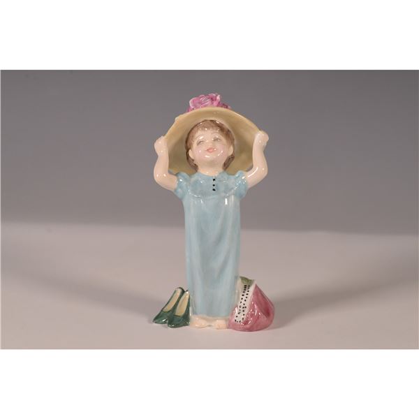 Royal Doulton Figurine Make Believe HN2225