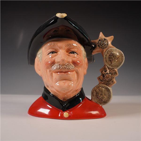 Royal Doulton Chelsea Pensioner Character Jug, D6817