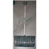 Image 1 : YARDWORKS WINTER SHOVEL WITH STEEL WEAR BAR