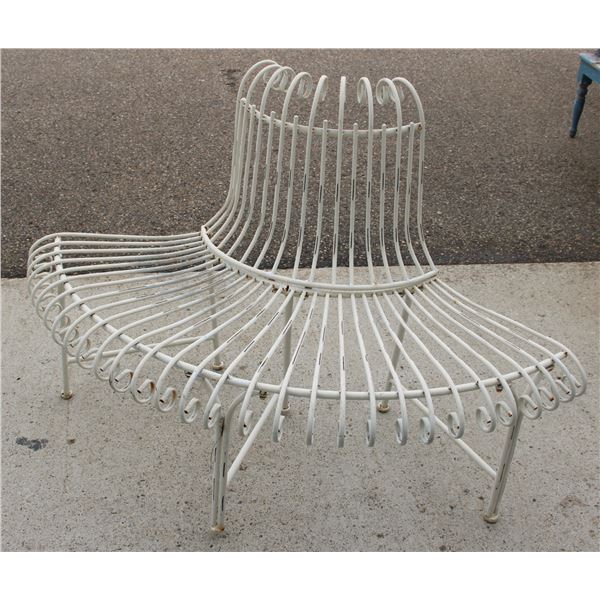 WHITE METAL SEMI CIRCLE TREE WRAP BENCH