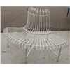 Image 1 : WHITE METAL SEMI CIRCLE TREE WRAP BENCH