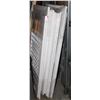 Image 1 : LARGE PILE OF SCRAP MATERIAL (WOOD) PAINTED WHITE