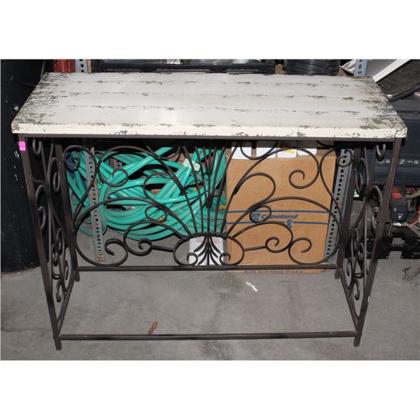 VINTAGE WROUGHT IRON LOOK TABLE WITH ANTIQUE LOOKING