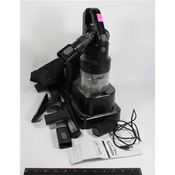 AUTOREADY CORDLESS DETAILING VACUUM WITH ACCESSORS