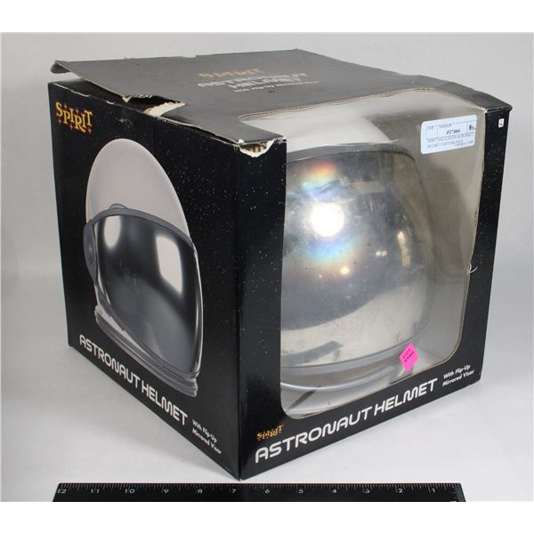SPIRIT HALLOWEEN ASTRONAUT HELMET COSTUME PIECE