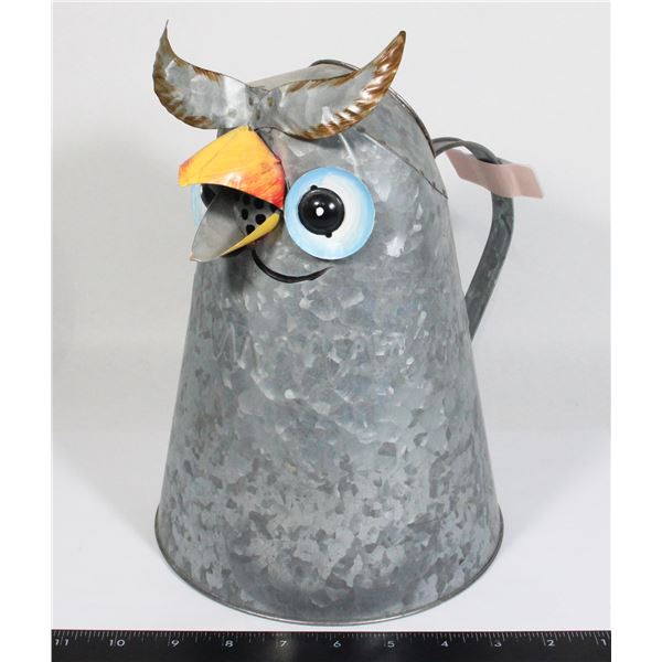 OWL THEME METAL WATERING CAN
