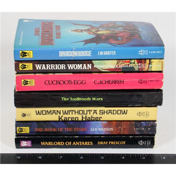 BUNDLE OF ASSORTED FANTASY BOOKS
